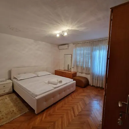 Eros 2* Split