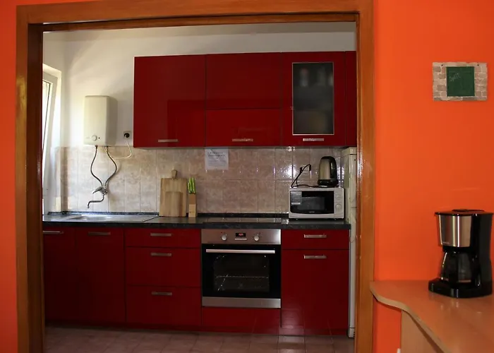 Eros Gostinjska kuća